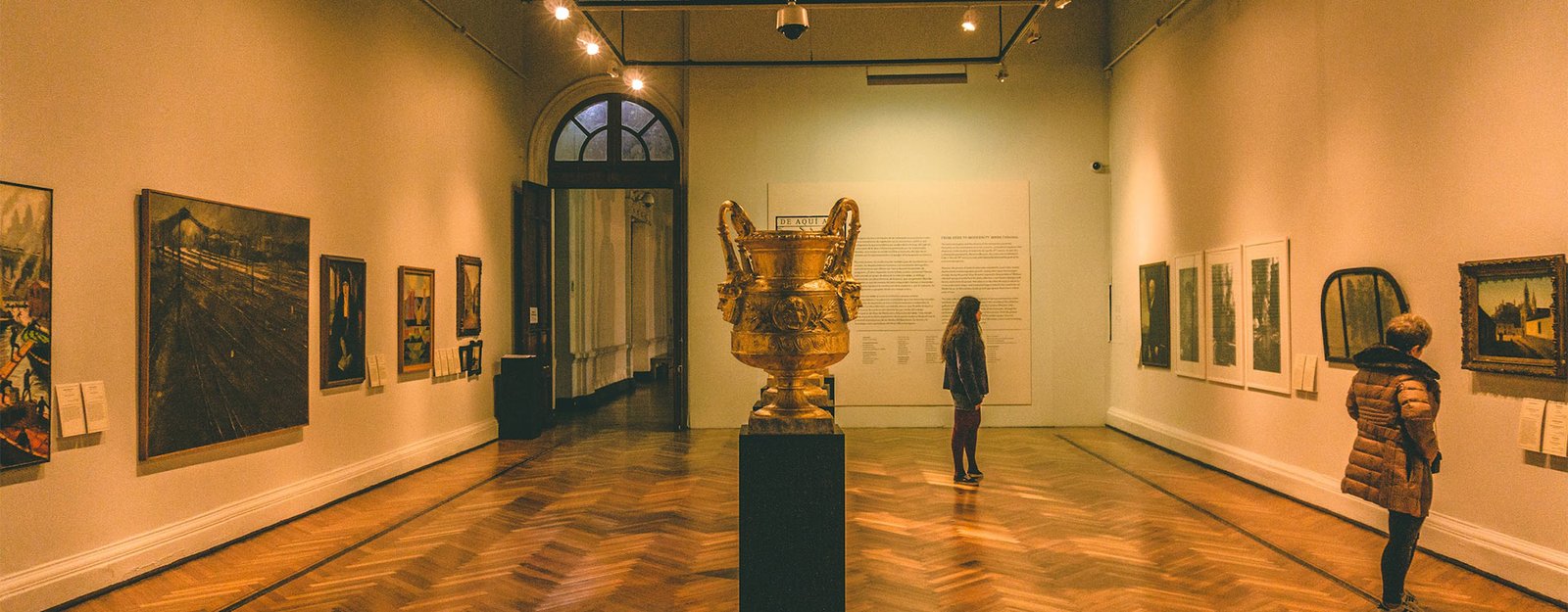 bg-rev-slider-museum-02